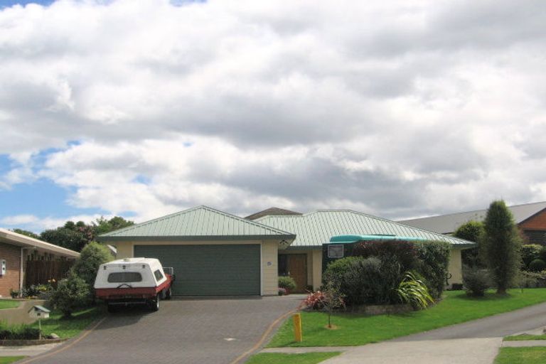 Photo of property in 11 Balmoral Drive, Hilltop, Taupo, 3330