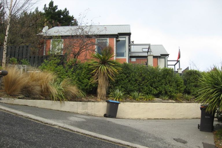 Photo of property in 15 Malaghan Street, Queenstown, 9300