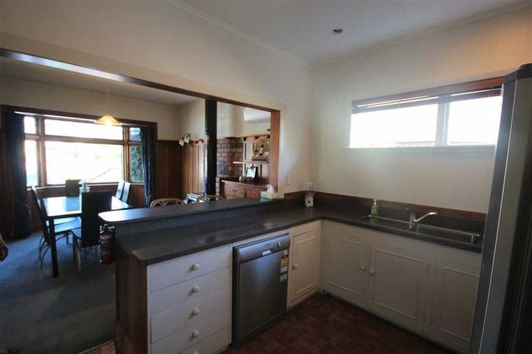 Photo of property in 11 Ilam Road, Upper Riccarton, Christchurch, 8041
