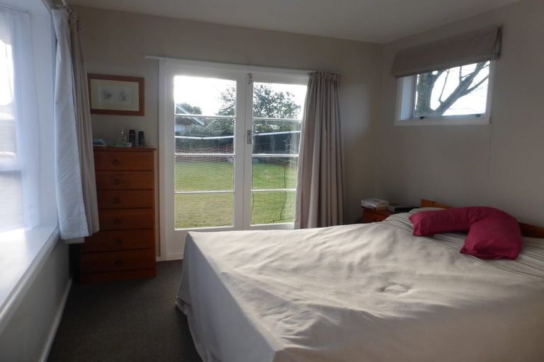 Photo of property in 2 Lewis Street, Hoon Hay, Christchurch, 8025