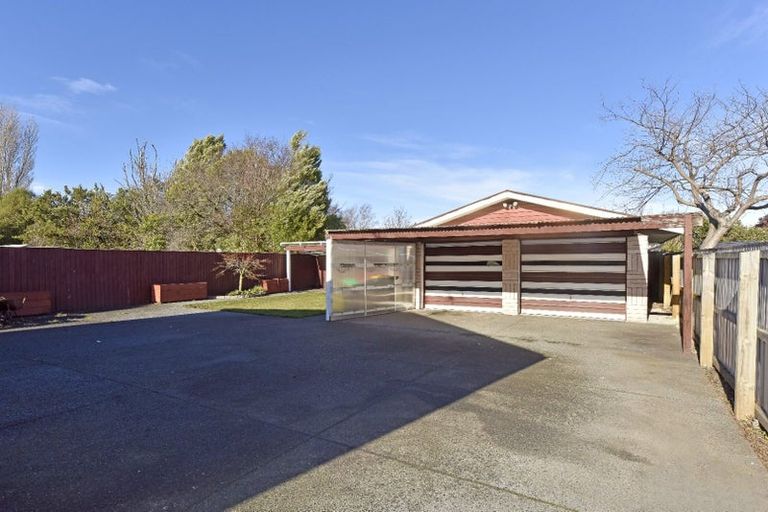 Photo of property in 34 Wingate Street, Redwood, Christchurch, 8051