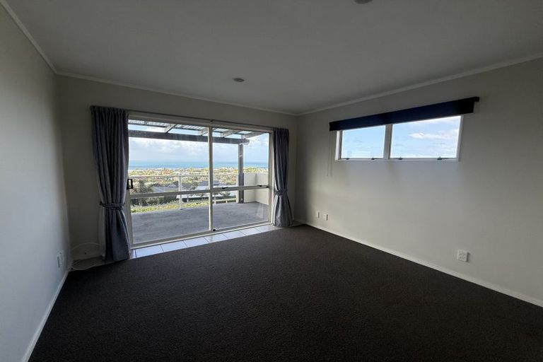 Photo of property in 25a Brightside Road, Stanmore Bay, Whangaparaoa, 0932