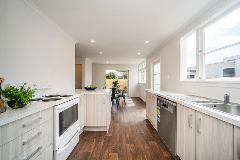 Photo of property in 52 Manawatu Street, Hokowhitu, Palmerston North, 4410