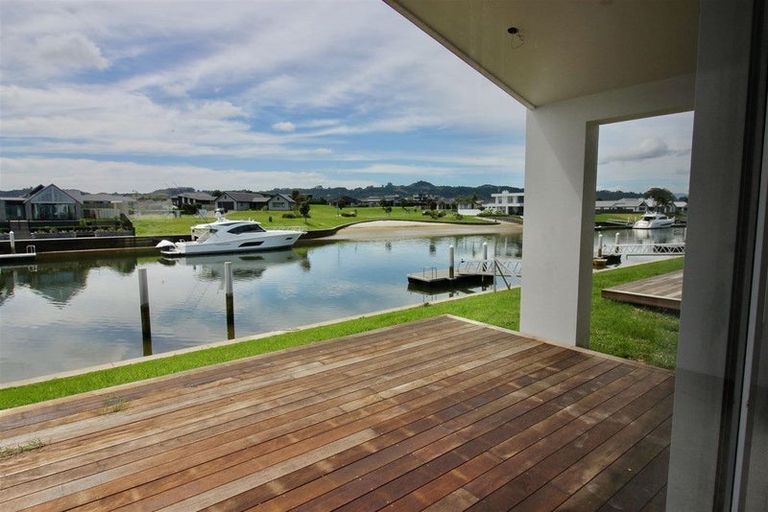 Photo of property in 15 Awatea Drive, Whitianga, 3510