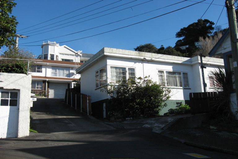 Photo of property in 4/13b Upper Bourke Street, Kilbirnie, Wellington, 6022