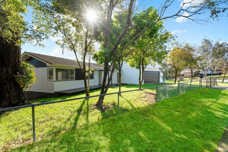 Photo of property in 63 Awaruku Road, Torbay, Auckland, 0630