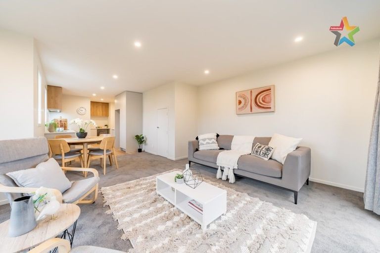 Photo of property in 1/489 Riverside Drive, Fairfield, Lower Hutt, 5011