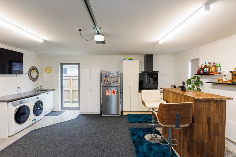 Photo of property in 12 Ivy Lane, Kelvin Grove, Palmerston North, 4414