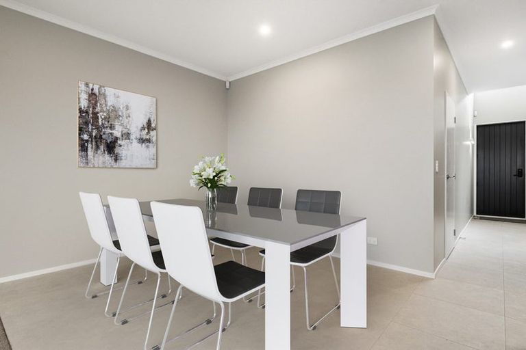 Photo of property in 7 Samuel Marsden Place, Whenuapai, 0618
