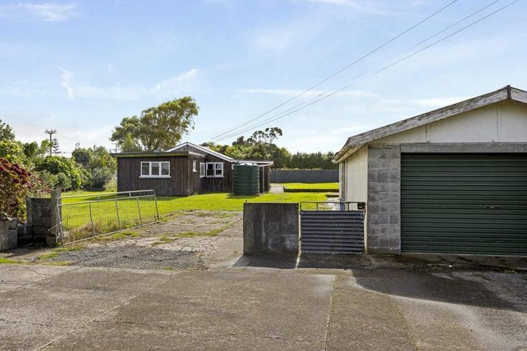 Photo of property in 1 Wood Street, Kakaramea, Patea, 4598