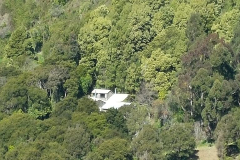 Photo of property in 143 Rayners Road, Hira, Nelson, 7071