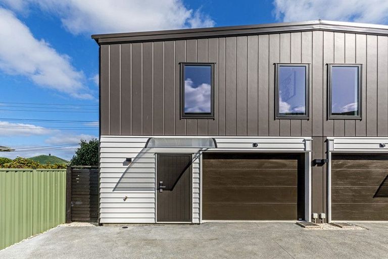 Photo of property in 647a Te Atatu Road, Te Atatu Peninsula, Auckland, 0610