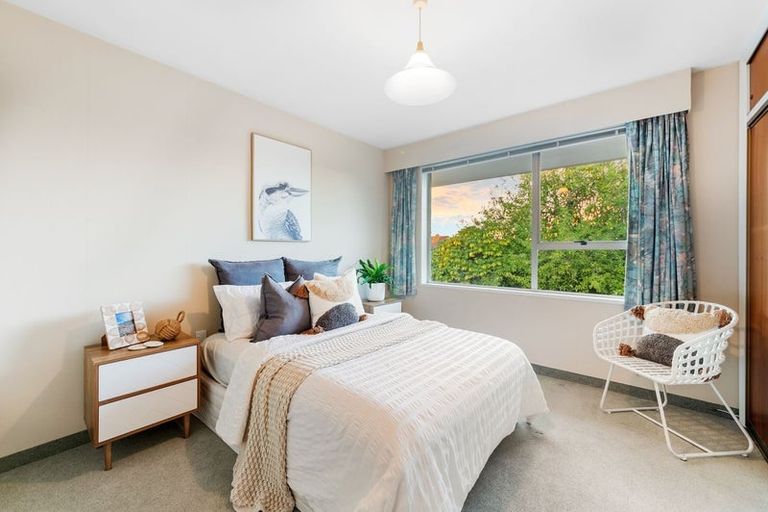 Photo of property in 4 Hawkswood Place, Avonhead, Christchurch, 8042