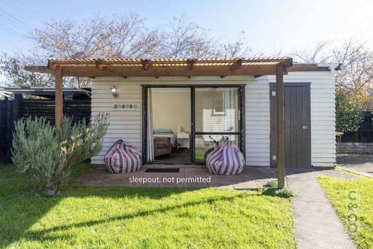 Photo of property in 33 Maude Street, Riverhead, 0820