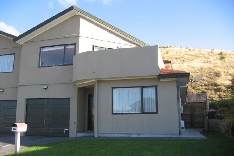 Photo of property in 14 Claverton Grove, Churton Park, Wellington, 6037