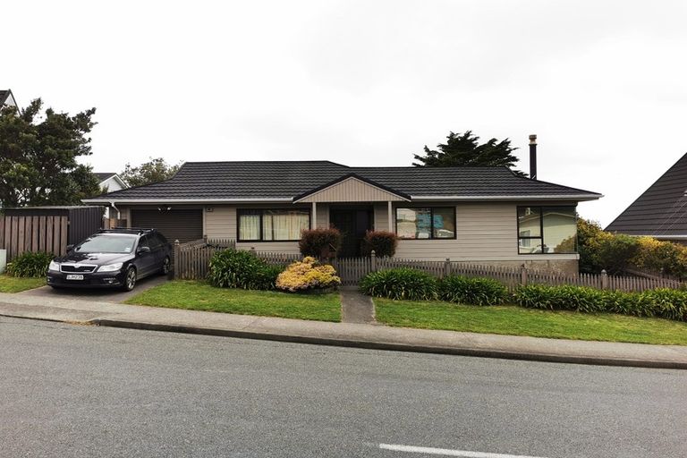 Photo of property in 58 Frobisher Street, Island Bay, Wellington, 6023