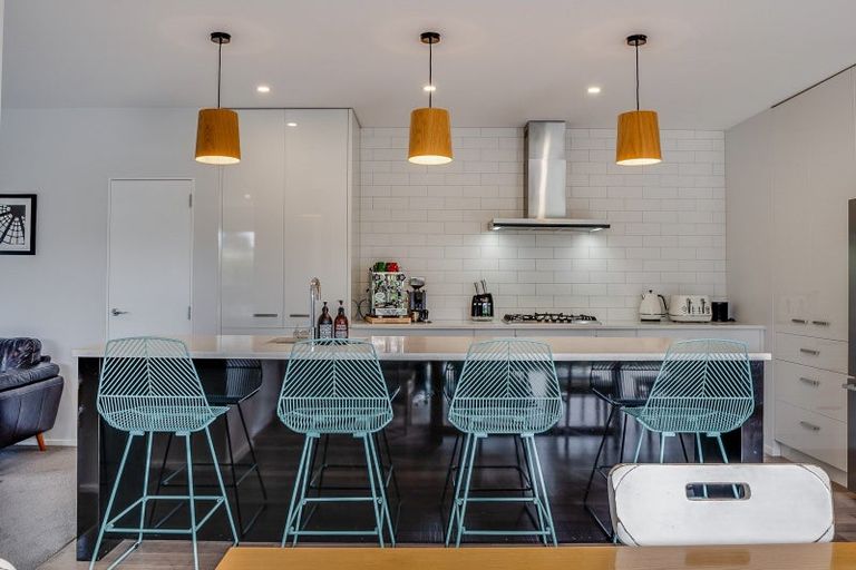 Photo of property in 106 Amesbury Drive, Churton Park, Wellington, 6037