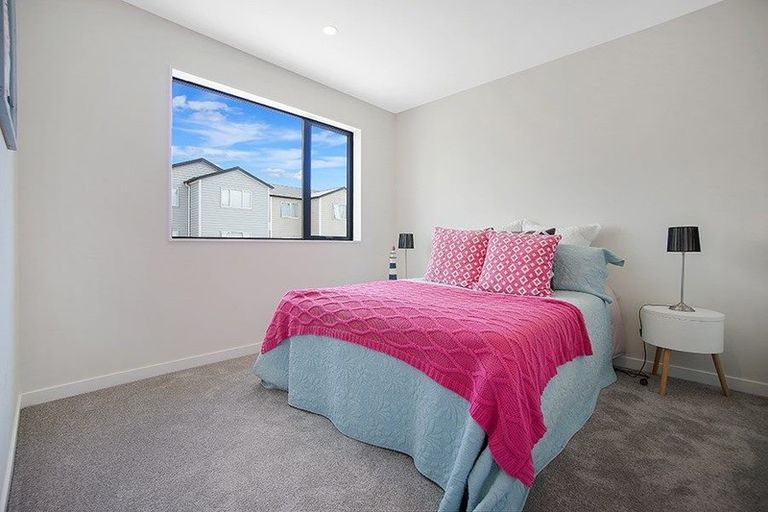 Photo of property in 18 Laquinta Place, Flat Bush, Auckland, 2019