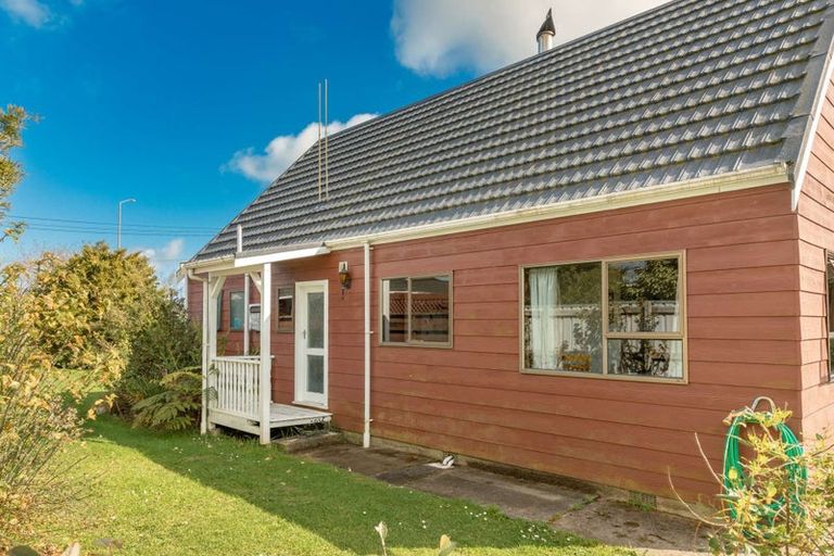 Photo of property in 255 Palmerston Street, Westport, 7825