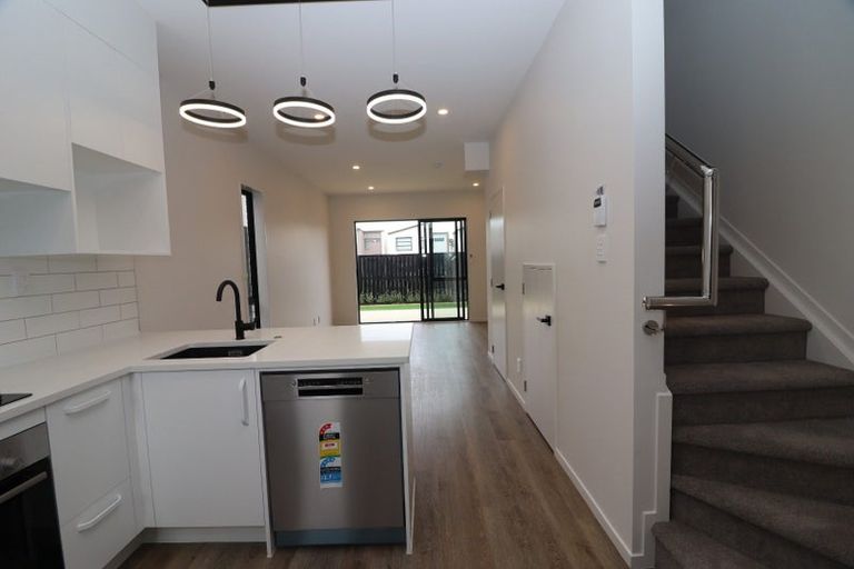 Photo of property in 29 Kiato Lane, Flat Bush, Auckland, 2019