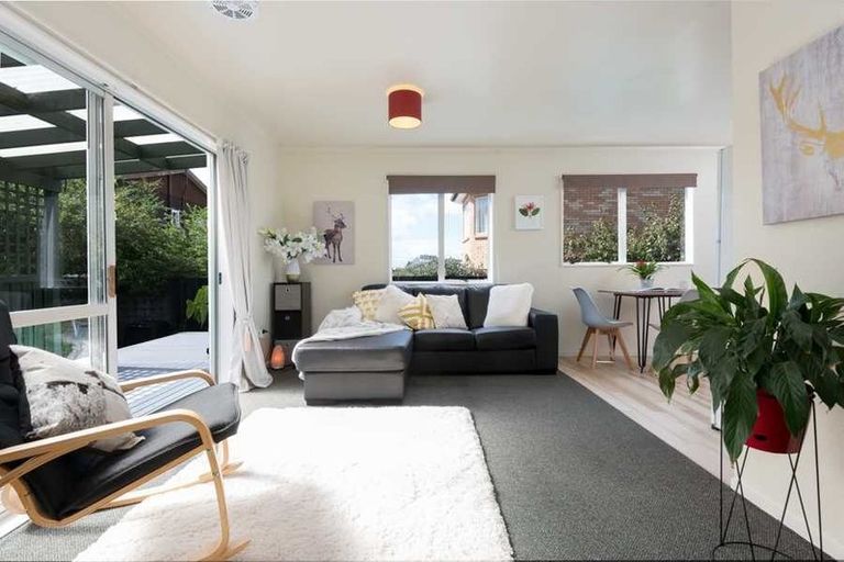 Photo of property in 36 Rimu Street, New Lynn, Auckland, 0600