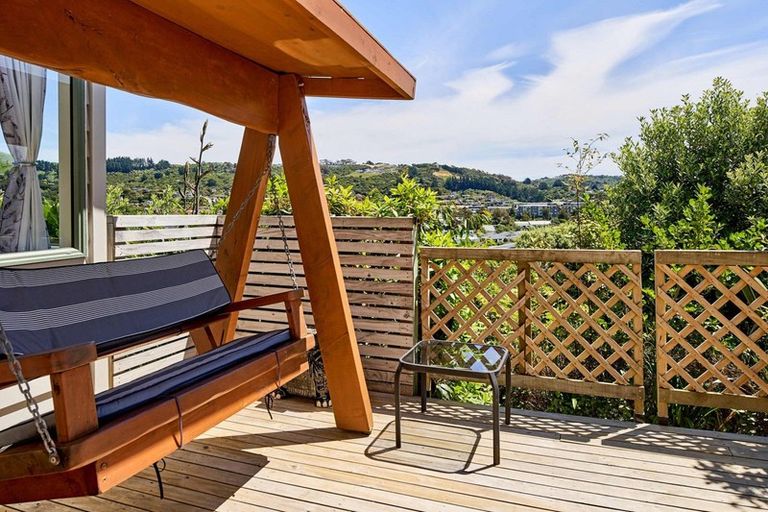 Photo of property in 42f James Cook Drive, Whitby, Porirua, 5024