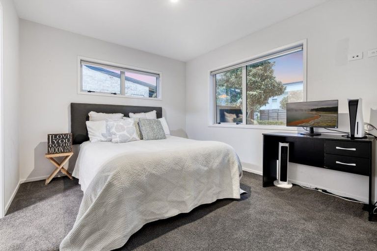 Photo of property in 36 Selliera Place, Papamoa Beach, Papamoa, 3118