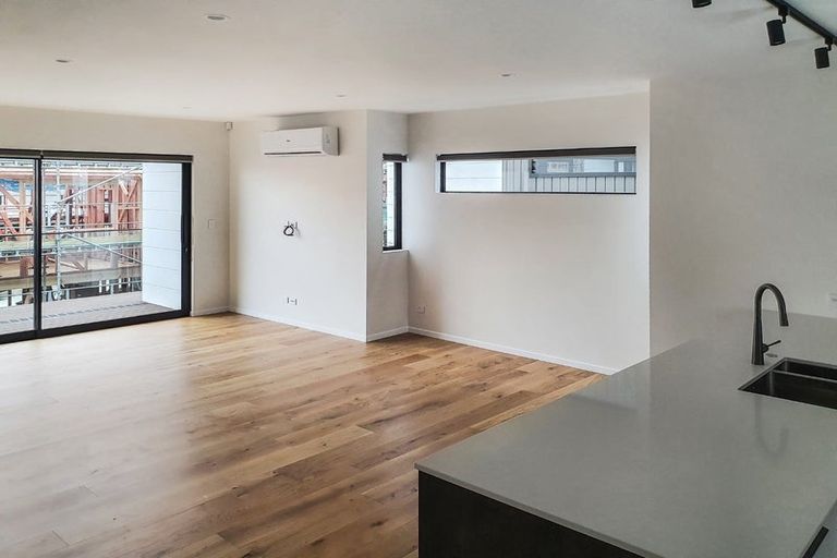 Photo of property in 11 Stockade View Lane, Howick, Auckland, 2014