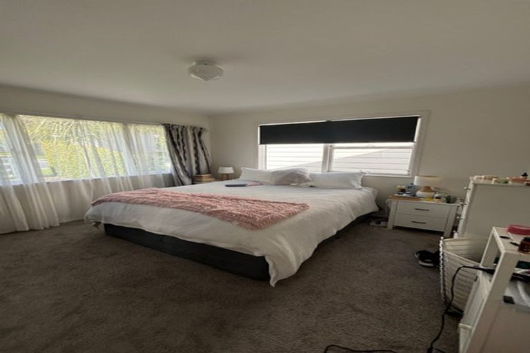 Photo of property in 2 Marlborough Avenue, Glenfield, Auckland, 0629