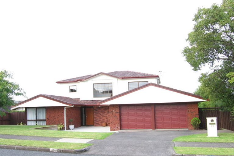 Photo of property in 29 Dianne Louise Drive, Half Moon Bay, Auckland, 2012