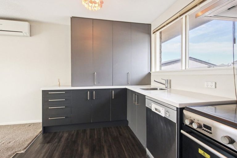 Photo of property in 2/14 Claymore Street, Woolston, Christchurch, 8062