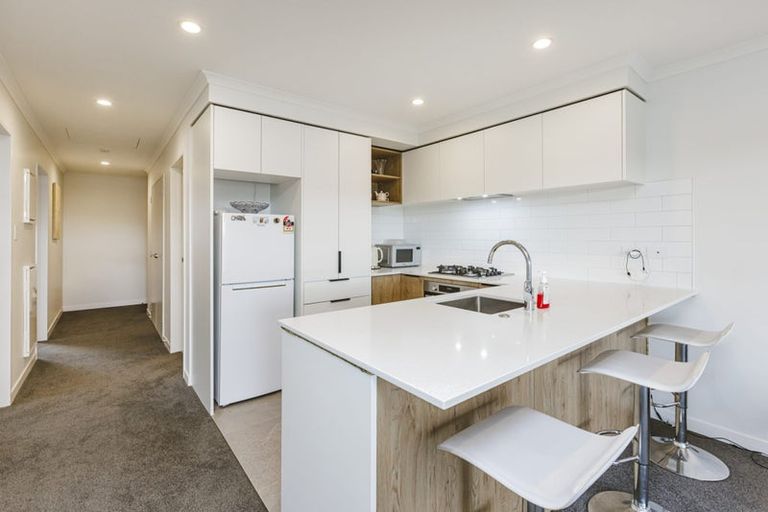 Photo of property in 304/26 Shortfin Place, Flat Bush, Auckland, 2019