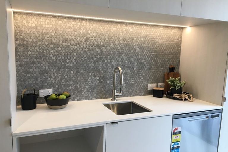 Photo of property in 2/208 Hereford Street, Christchurch Central, Christchurch, 8011