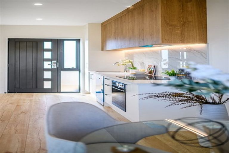 Photo of property in 11/6 Kereru Street, Henderson, Auckland, 0612