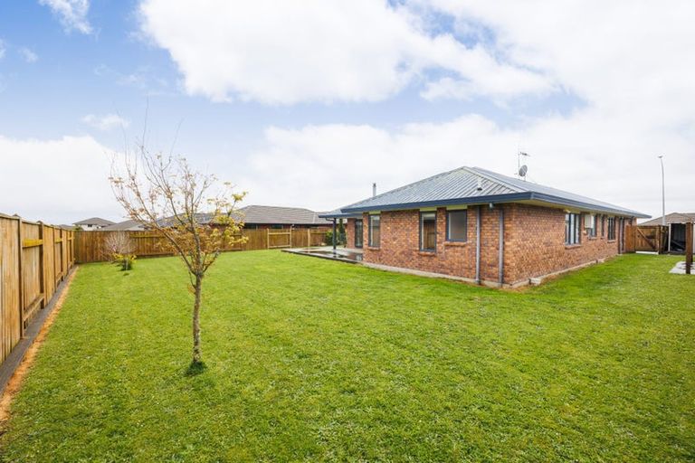 Photo of property in 186 Pacific Drive, Fitzherbert, Palmerston North, 4410