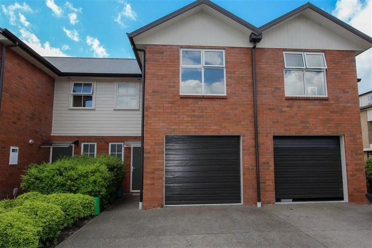 Photo of property in 12 Chiefs Court, Hamilton East, Hamilton, 3216