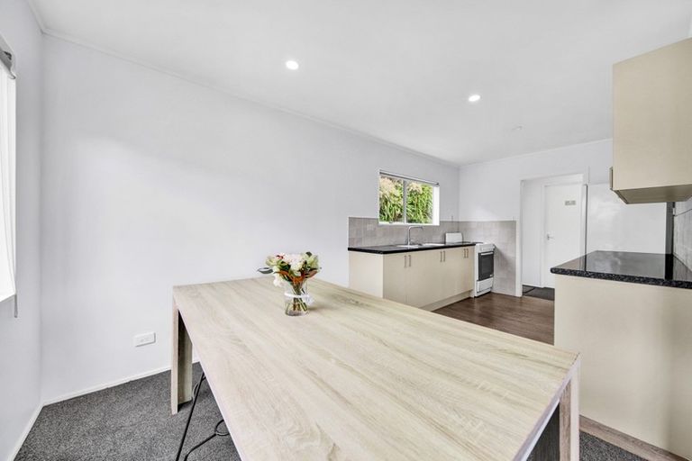 Photo of property in 35 Herekawe Drive, Spotswood, New Plymouth, 4310