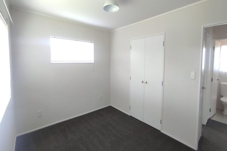 Photo of property in 96d Lakeside Drive, Orewa, 0931