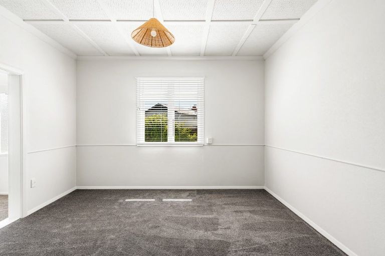 Photo of property in 2 Mcvay Street, Napier South, Napier, 4110