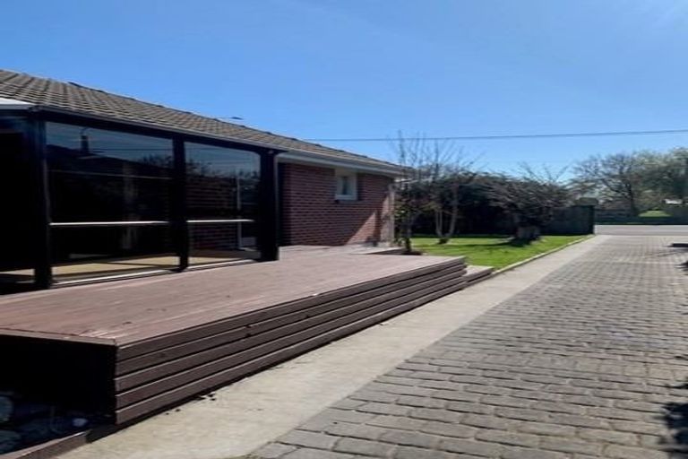 Photo of property in 176 Grahams Road, Burnside, Christchurch, 8053