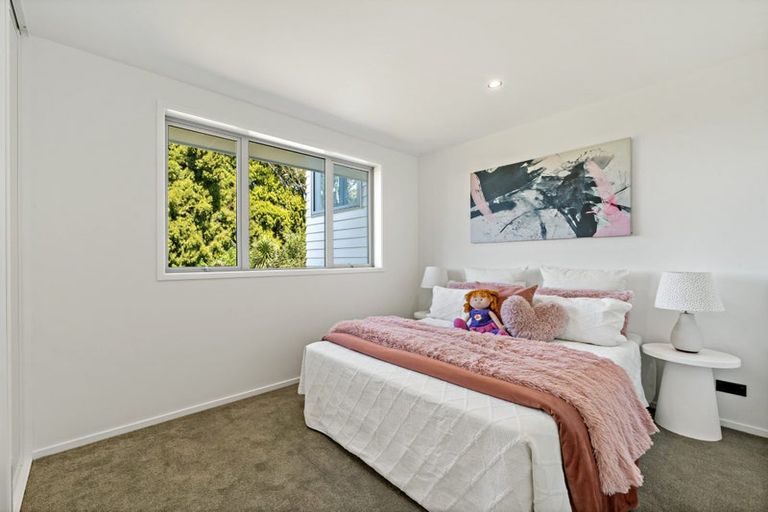Photo of property in 120a Matipo Road, Te Atatu Peninsula, Auckland, 0610