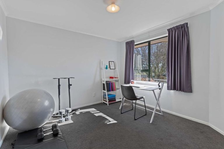 Photo of property in 19 Farnborough Drive, Nawton, Hamilton, 3200