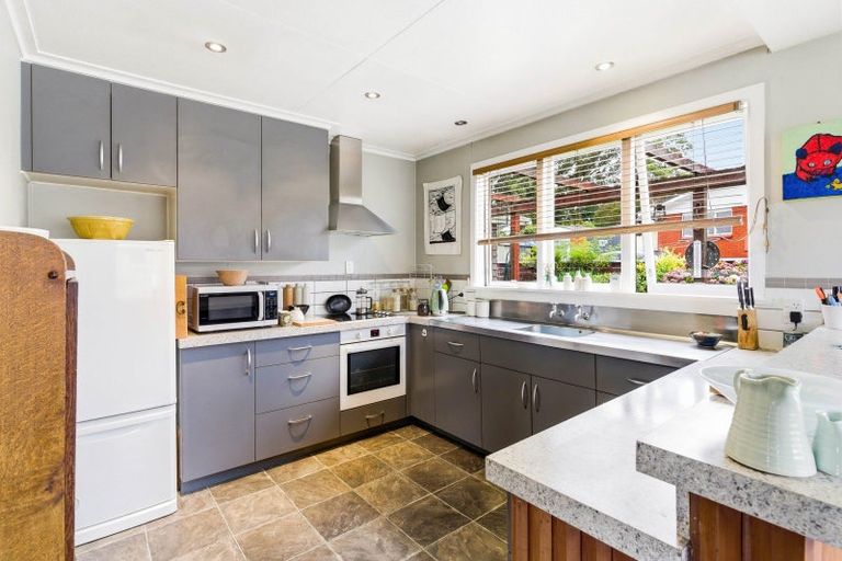 Photo of property in 33 Kennedy Road, Fairfield, Dunedin, 9018