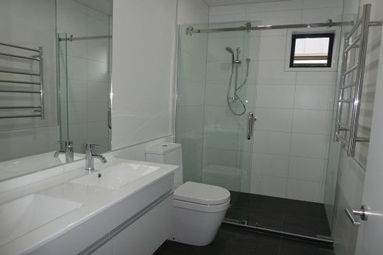 Photo of property in 5 Kokako Lane, Jacks Point, Queenstown, 9371