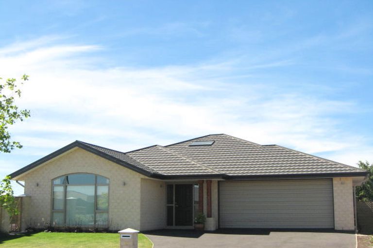 Photo of property in 18 Globe Bay Drive, Templeton, Christchurch, 8042