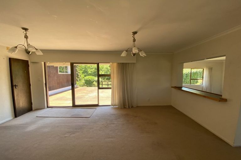 Photo of property in 12 Sinton Road, Hobsonville, Auckland, 0618