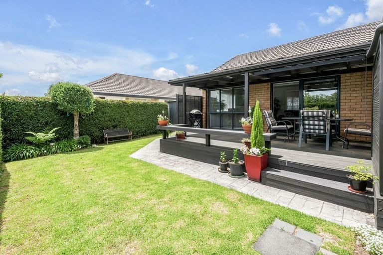 Photo of property in 201 Kilkenny Drive, East Tamaki Heights, Auckland, 2016