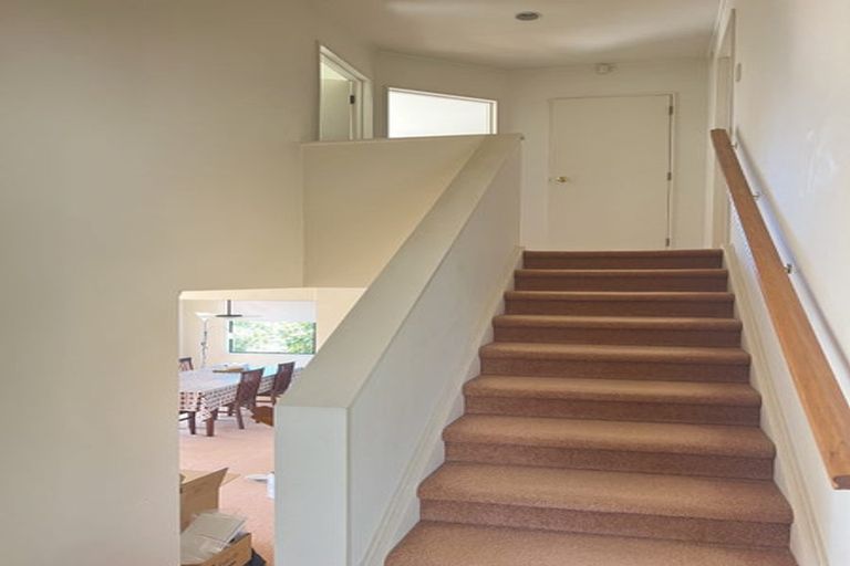 Photo of property in 2/5 Pelican Lane, Unsworth Heights, Auckland, 0632