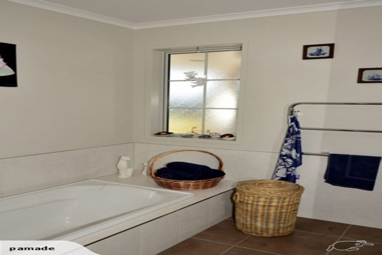 Photo of property in 36a Madison Street, Cambridge, 3434