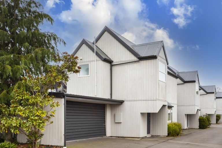 Photo of property in 1/34 Mona Vale Avenue, Riccarton, Christchurch, 8011